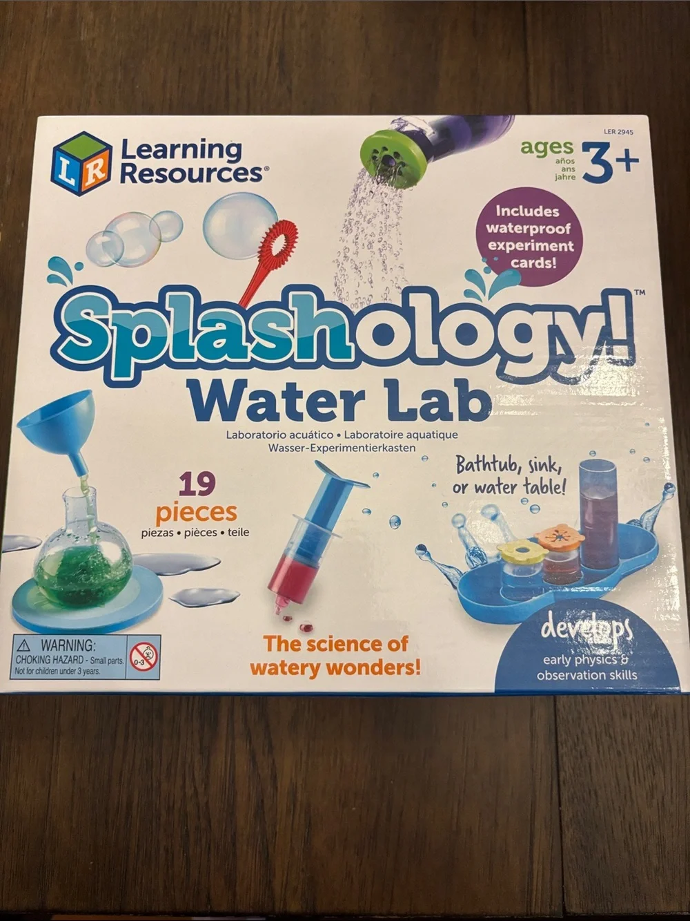 NWOT Learning Resources Splashology! Water Lab - Blue & White Box